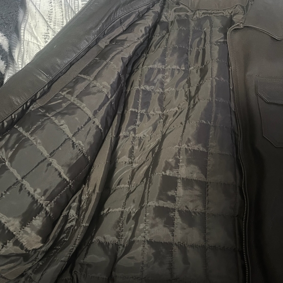 Mens Black leather jacket Large - Picture 1 of 4